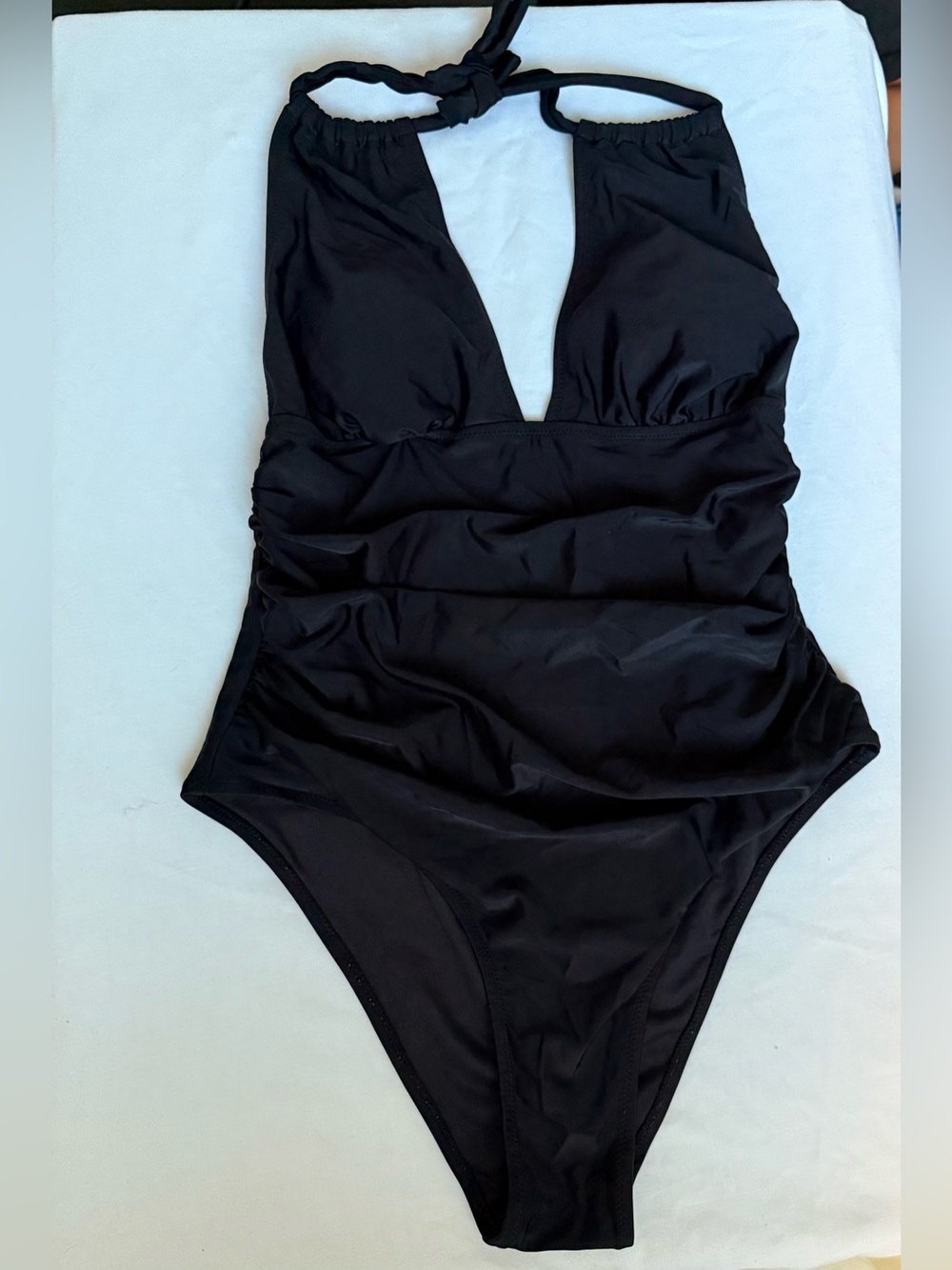CUPSHE Women’s One Piece Halter Neck Cutout Front Tummy Control Ruched Sides